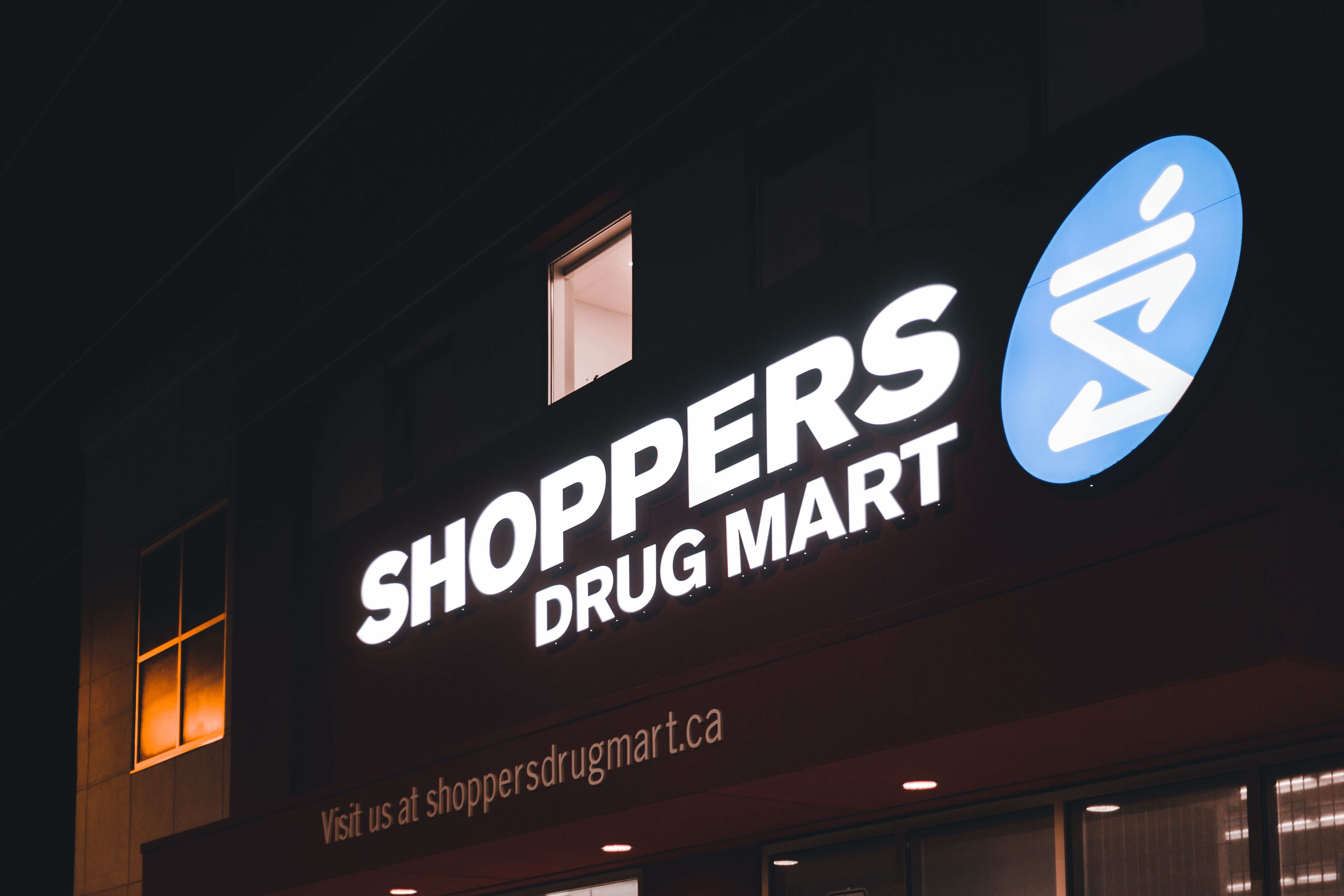 The Rise Of Pharmacy Retail Media: What Brands Need To Know About In-Store Digital Networks